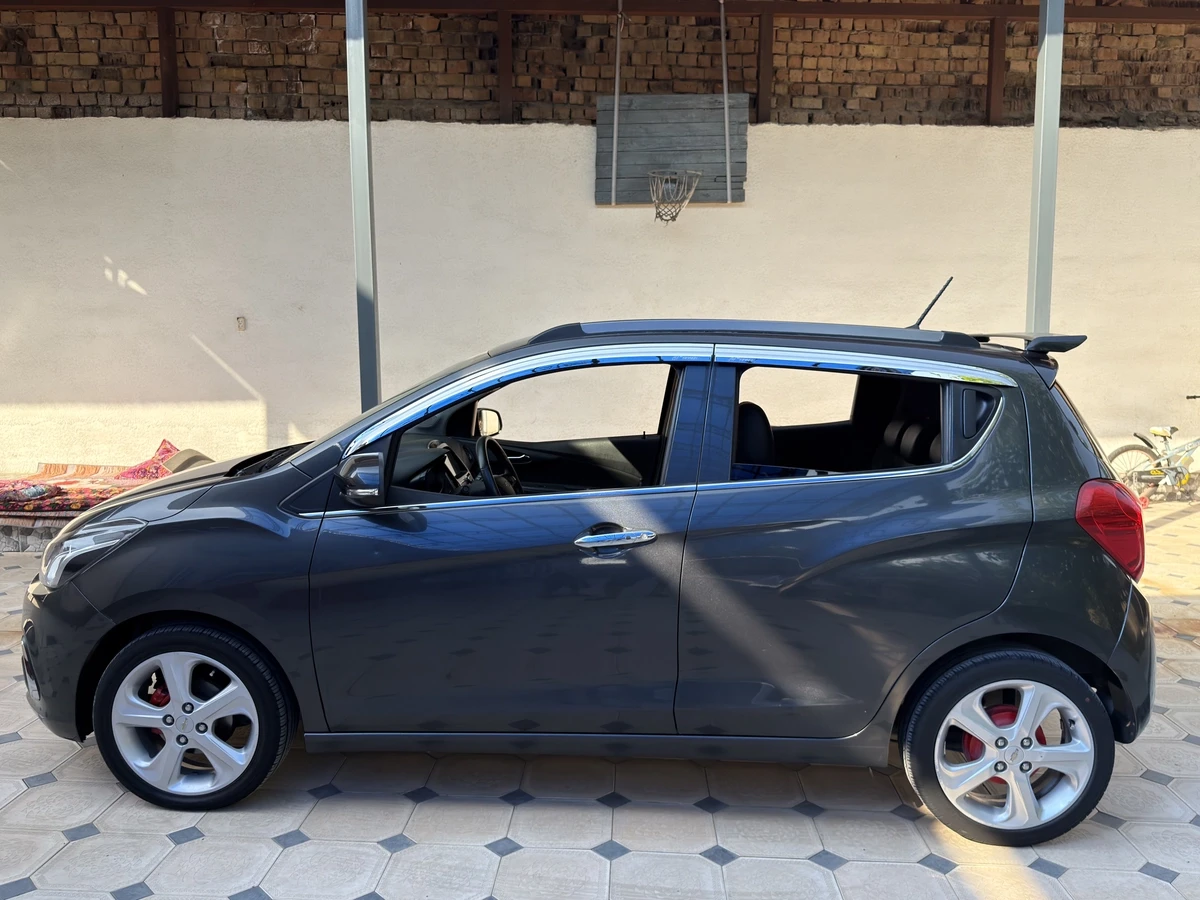 Продажа Chevrolet Spark IV 2017 фото номер 6