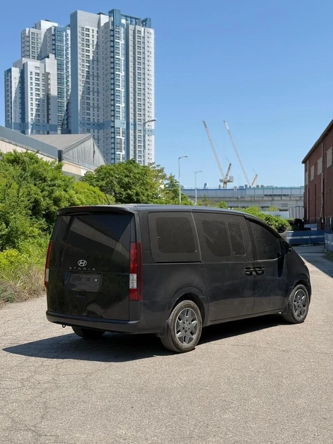 Продажа Hyundai Staria 2021 фото номер 3