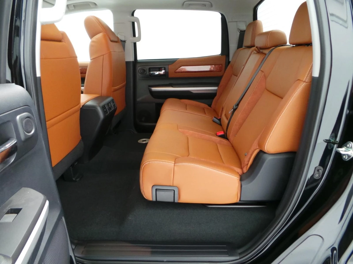 Продажа Toyota Tundra II Рестайлинг 2014 фото номер 4
