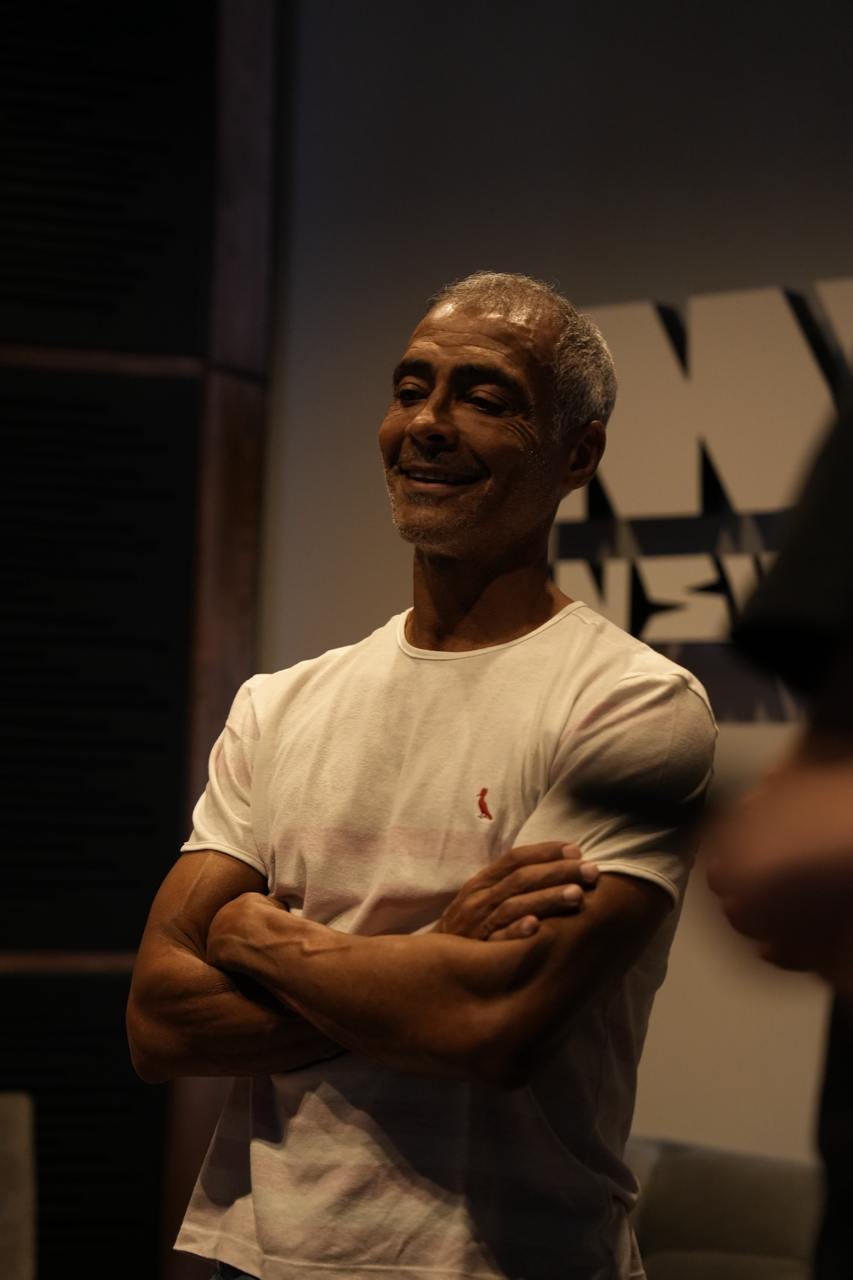 Football Legend Romário Visits Blockchain Sports Office