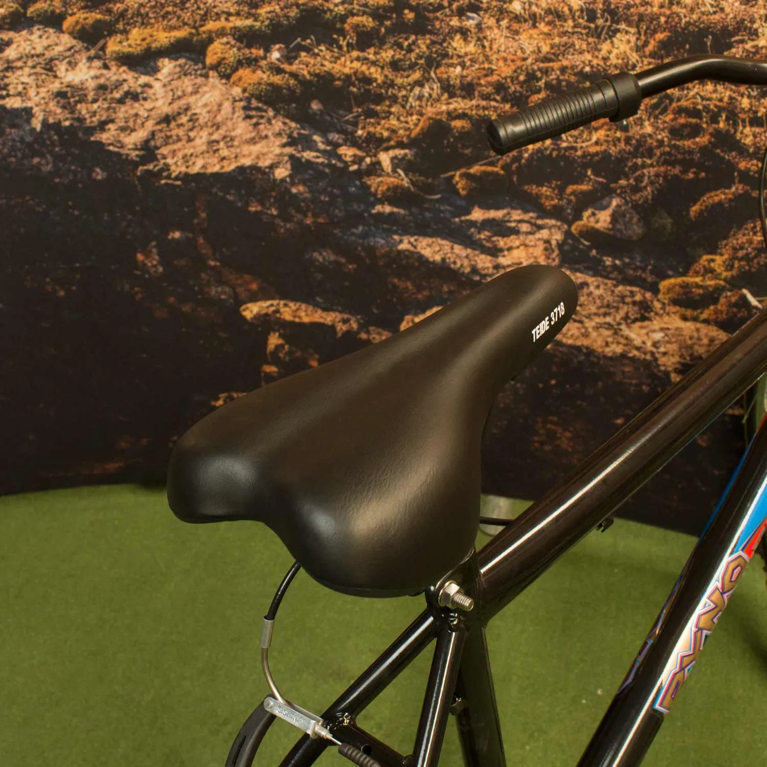 asiento-para-bicicleta-antiprostatico-negro-tl-3700-4-mariluz-5