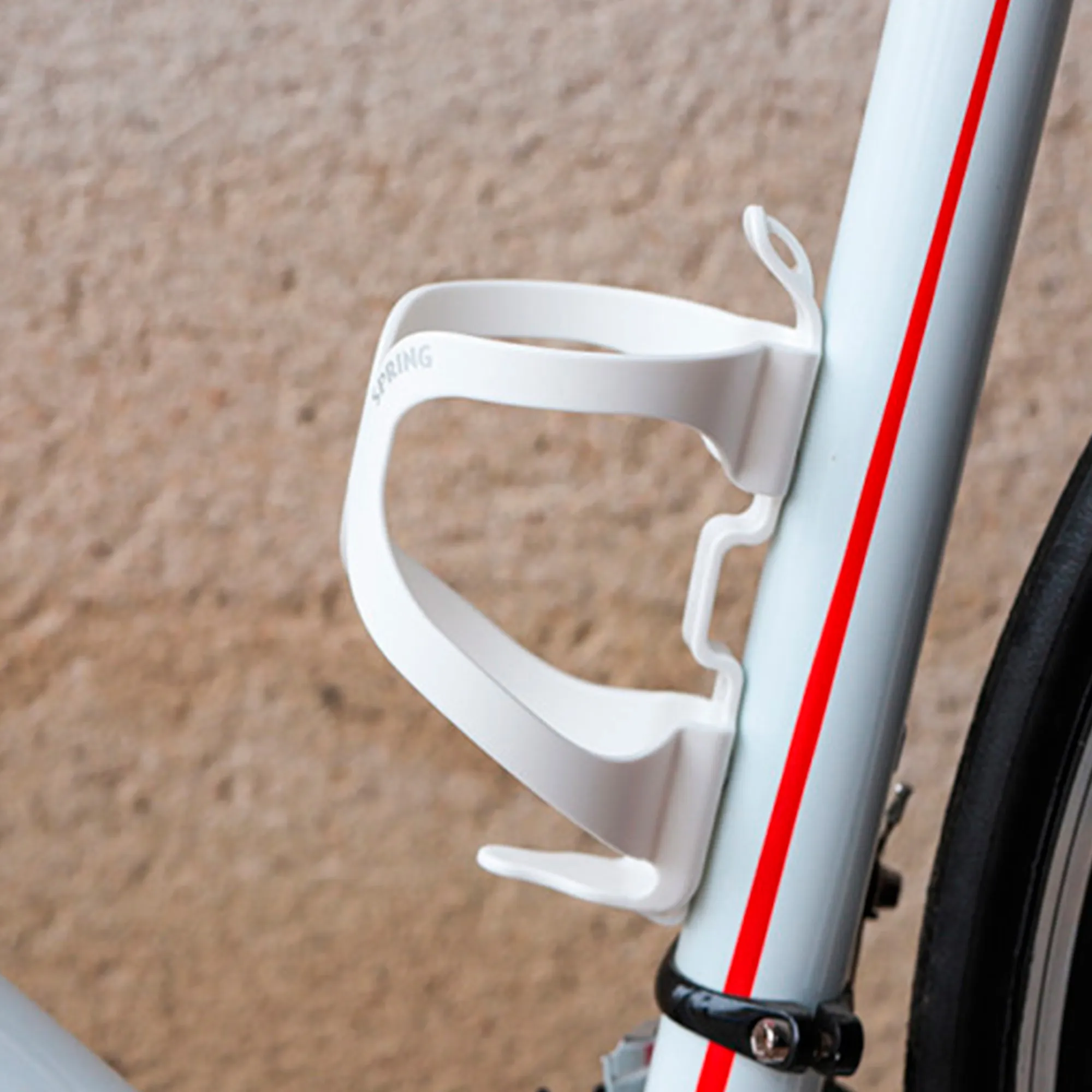 porta-anfora-para-bicicleta-spring-1215w-resina-blanco-zefal-3