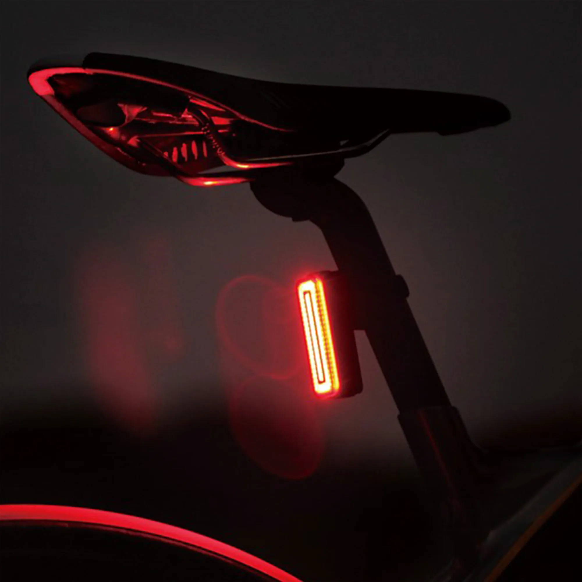 lampara-trasera-para-bicicleta-de-100-lumens-recargable-usb-magic-shine-6