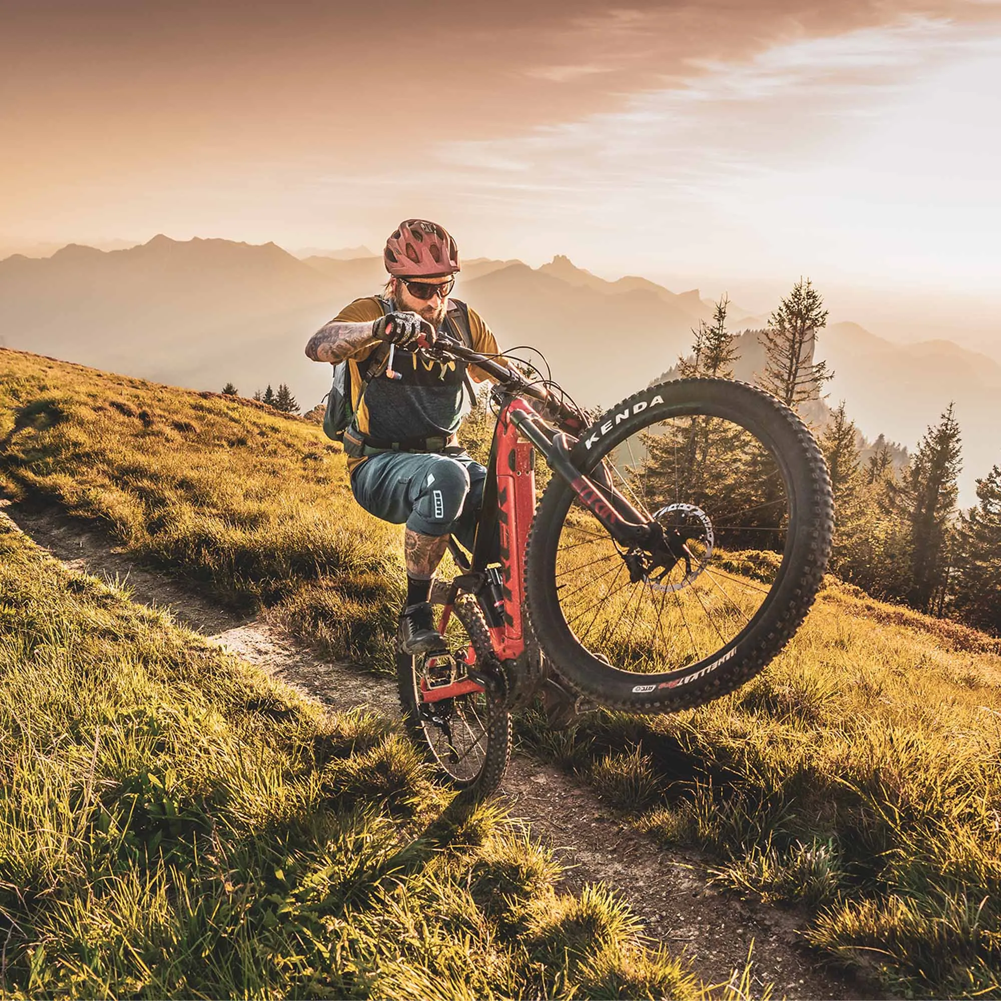 llanta-29-x-220-k1127-60-tpi-honey-badger-negra-kenda-5