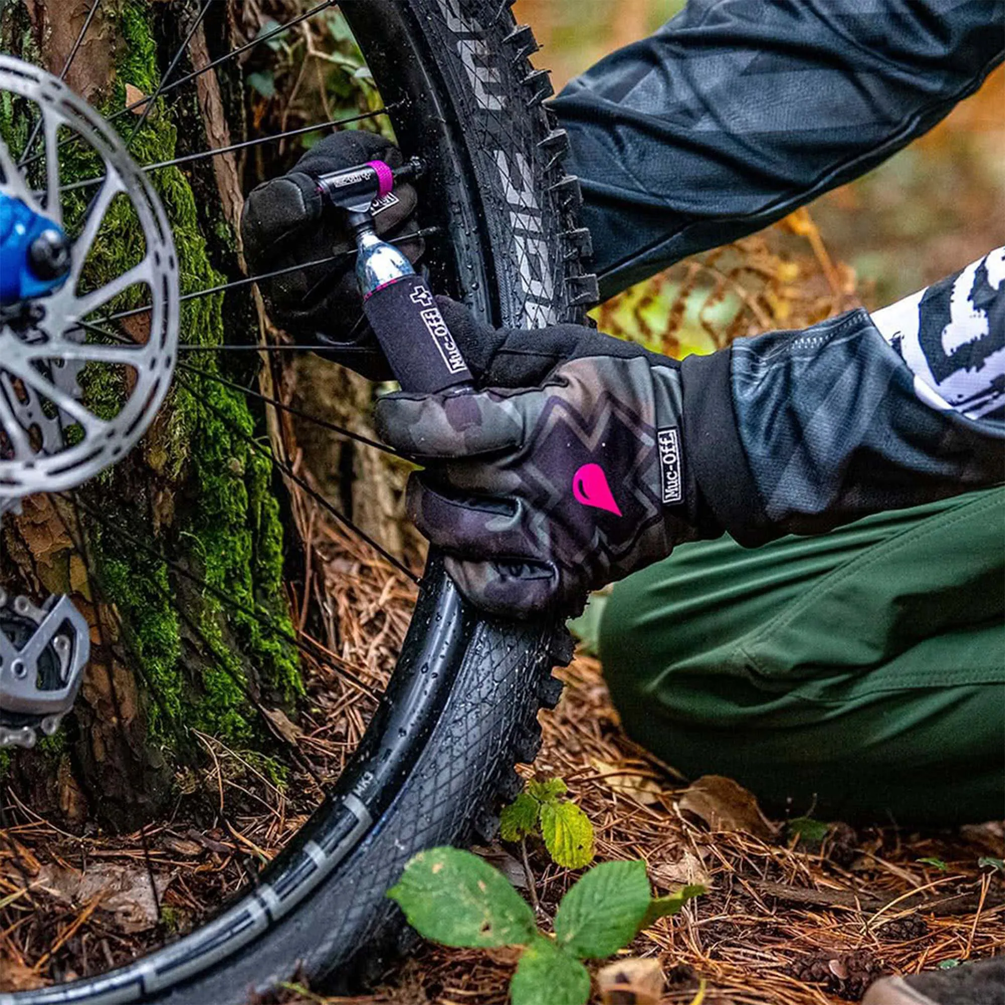 kit-de-2-capsulas-de-co2-para-bicicleta-mtb-muc-off-2