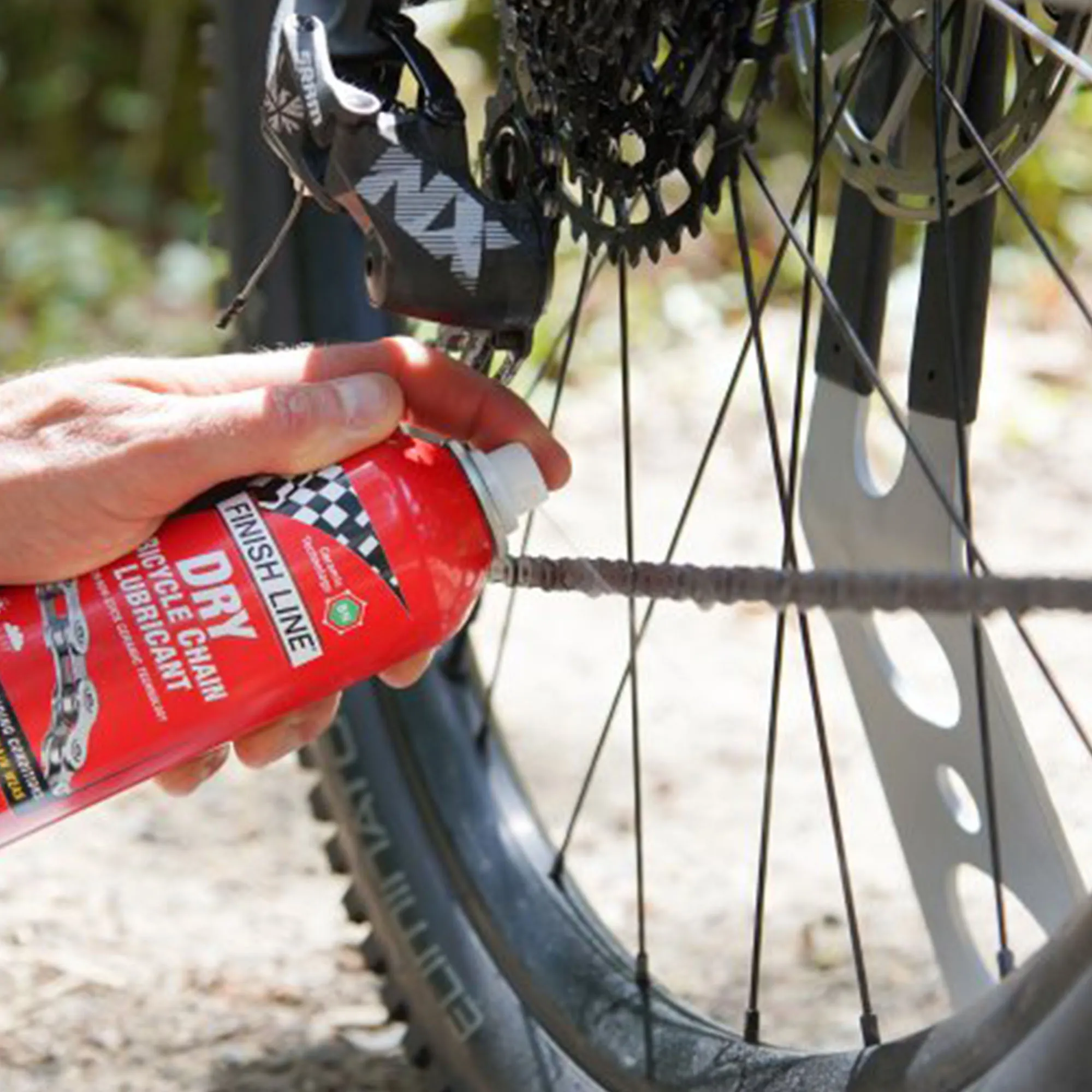 lubricante-finish-line-seco-teflon-8oz-244ml-spray-d00080101-1