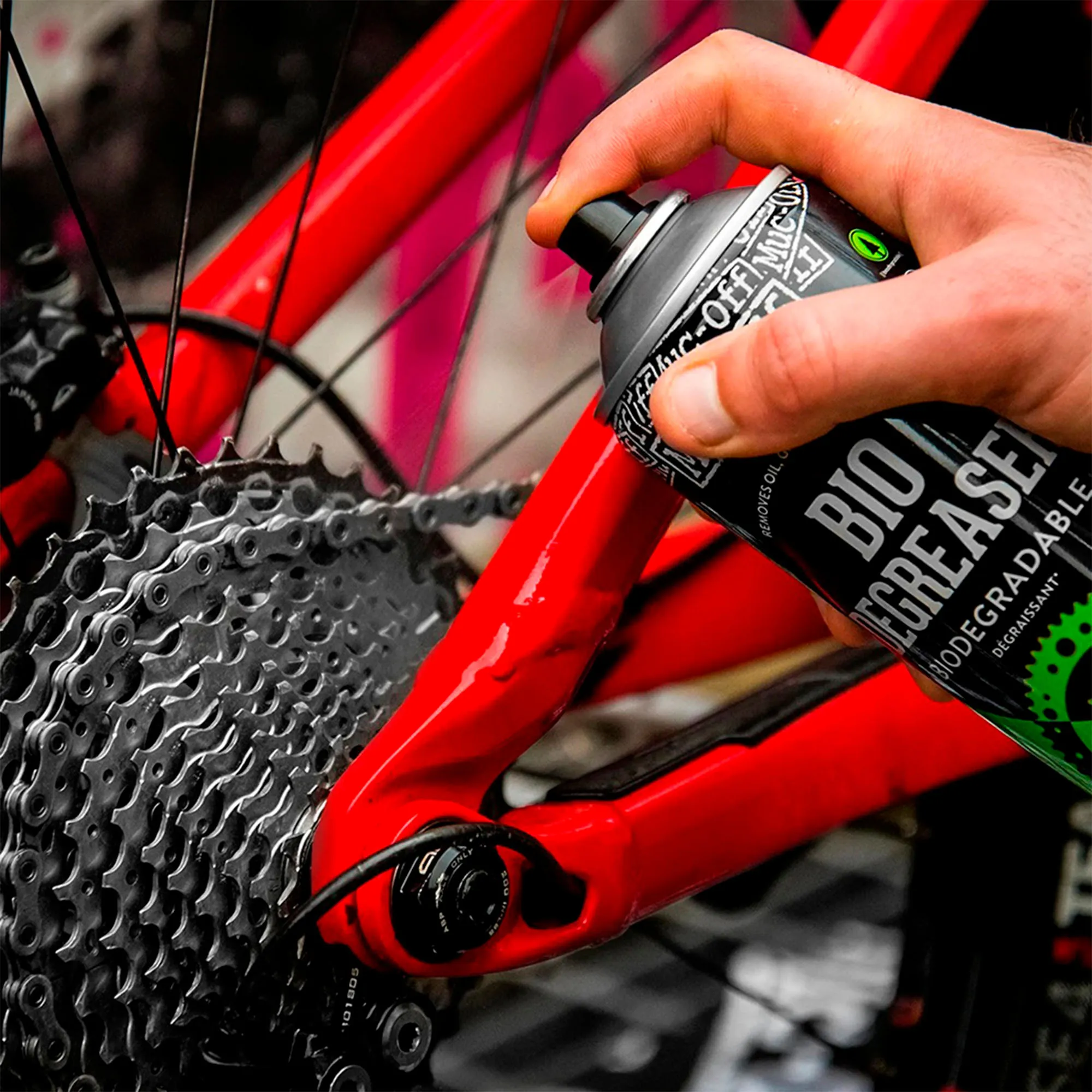 limpiador-bio-desengrasante-para-bicicleta-500-ml-muc-off-4