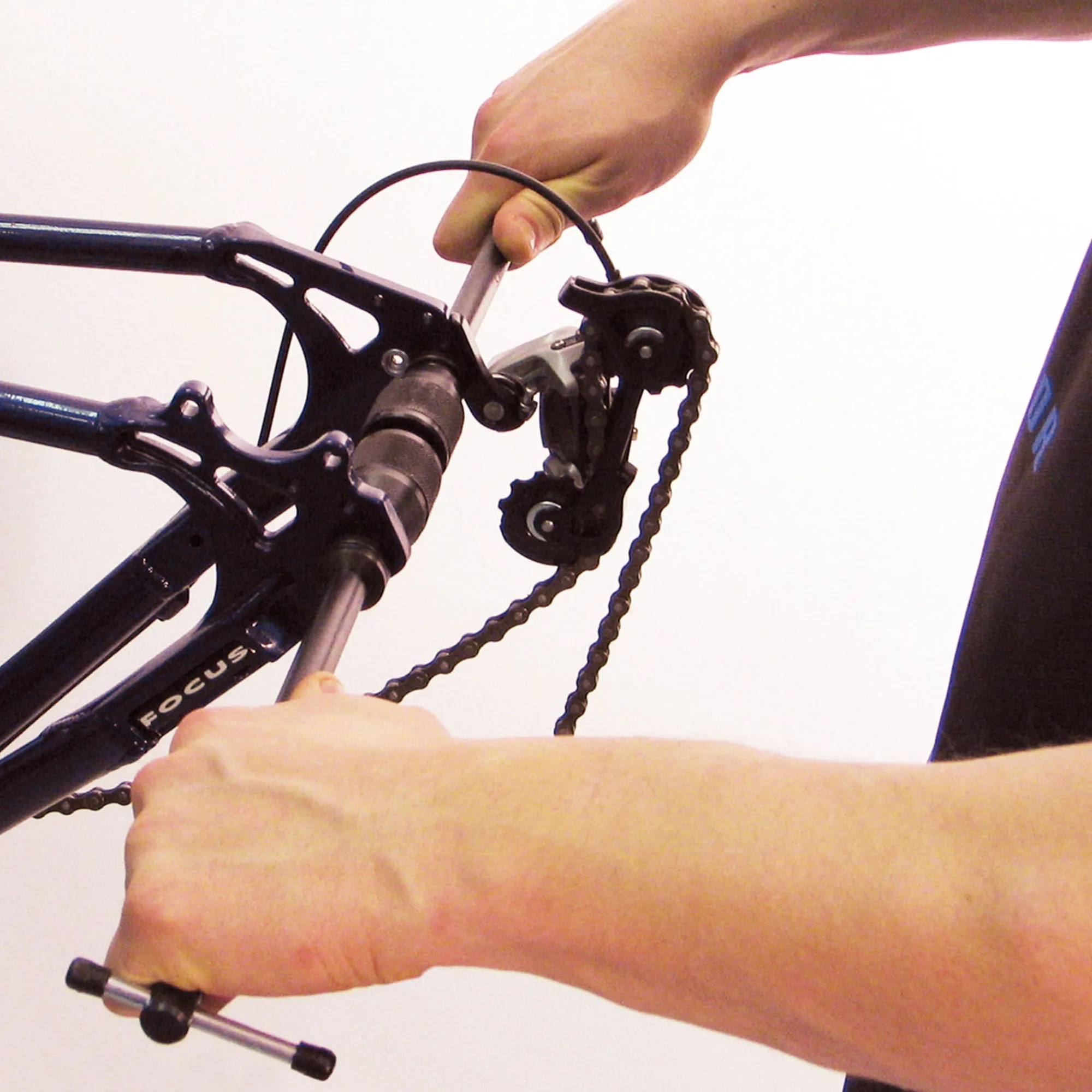 herramienta-para-alineacion-de-patas-de-cuadro-unior-1