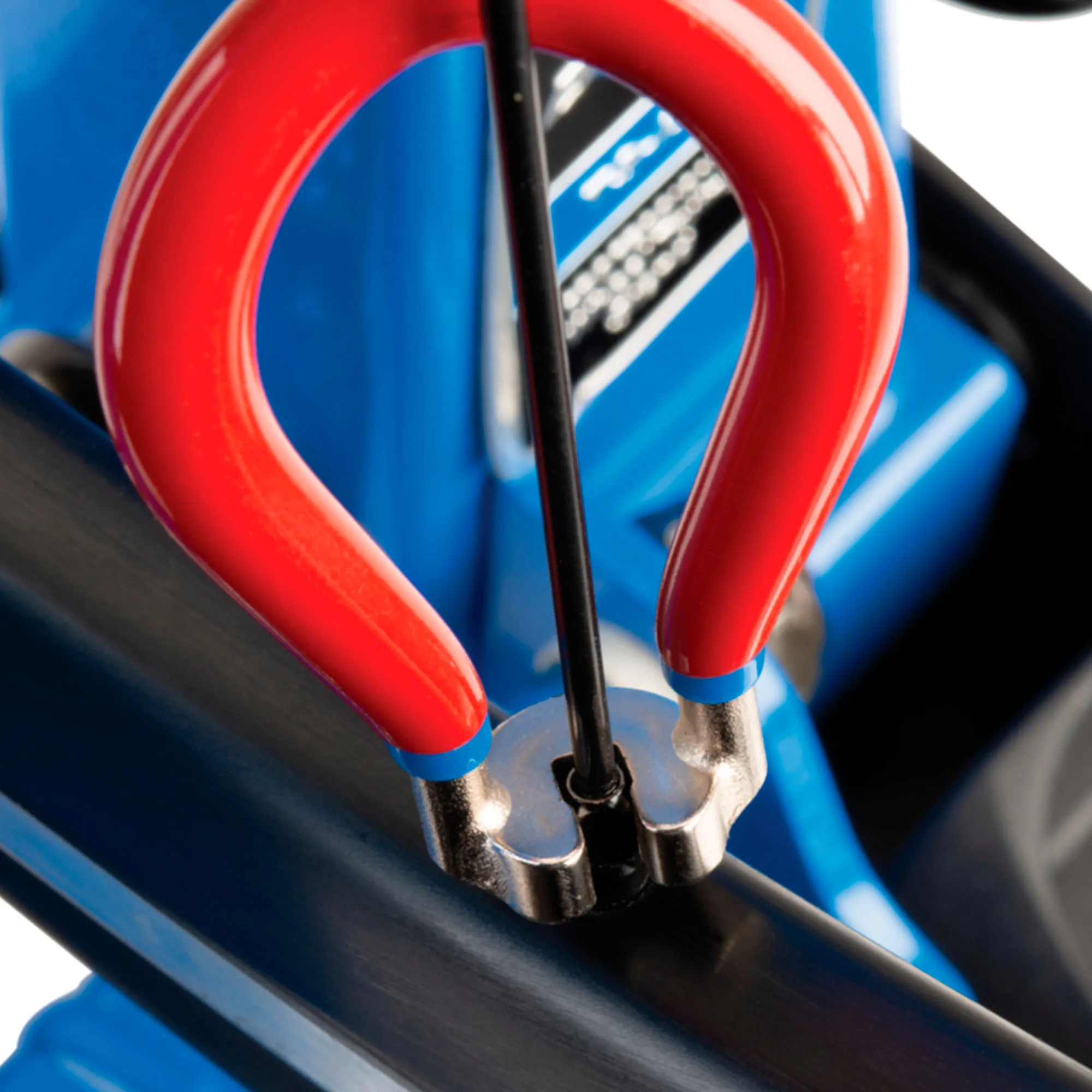 llave-para-niple-de-rayos-de-cuatro-ranuras-14g-park-tool-3