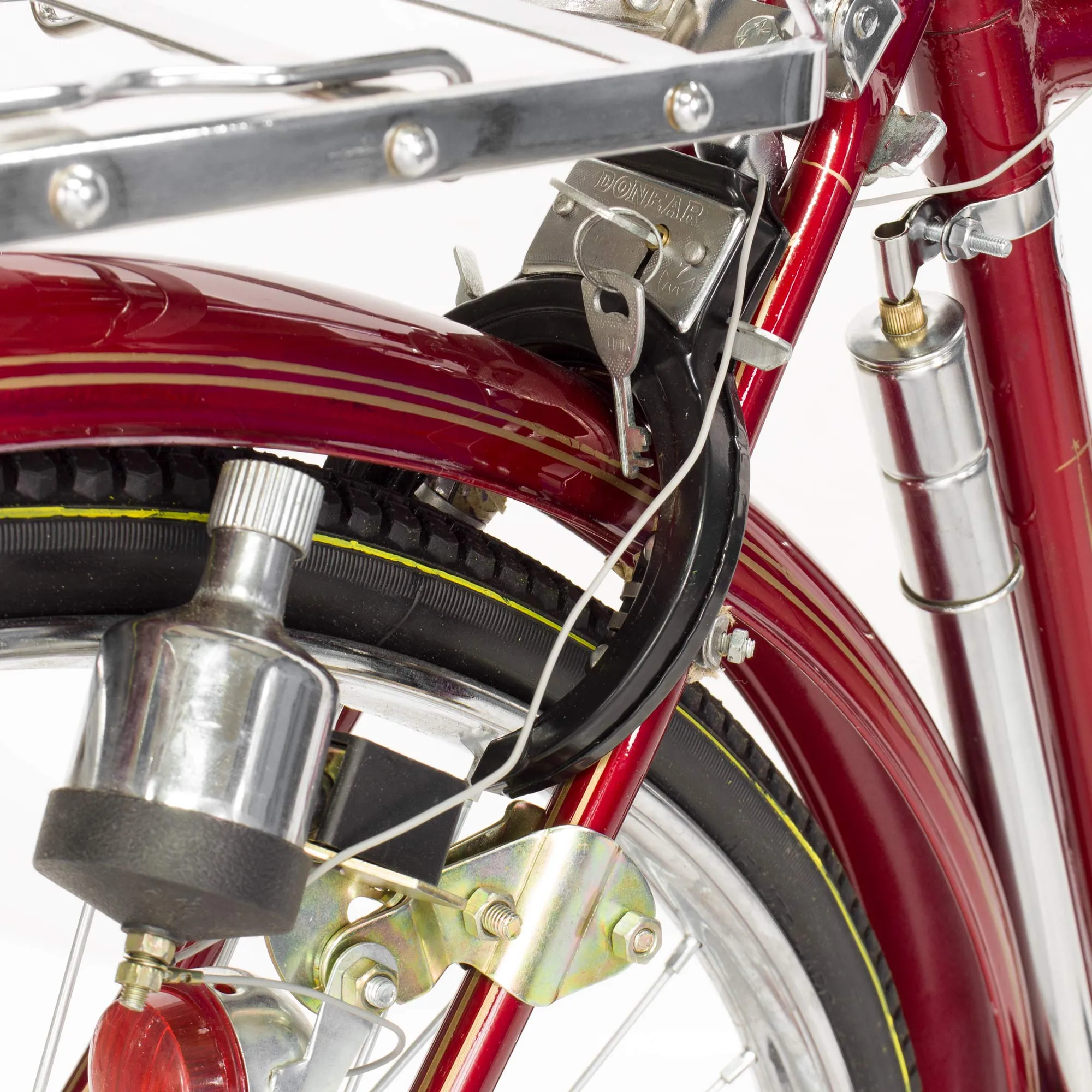 bicicleta-r-28-turismo-rojo-equipada-semi-armada-mariluz-8
