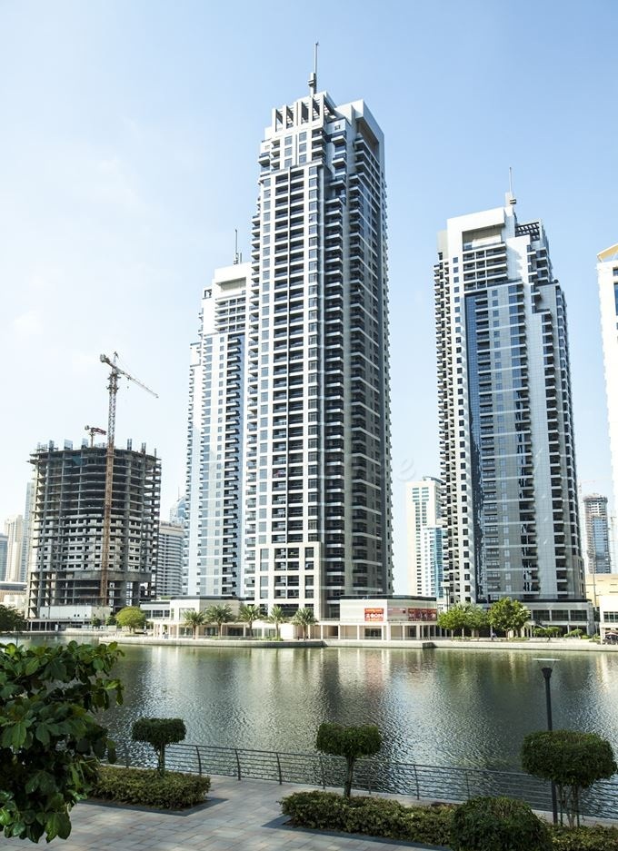 Green Lakes Towers in Dubai