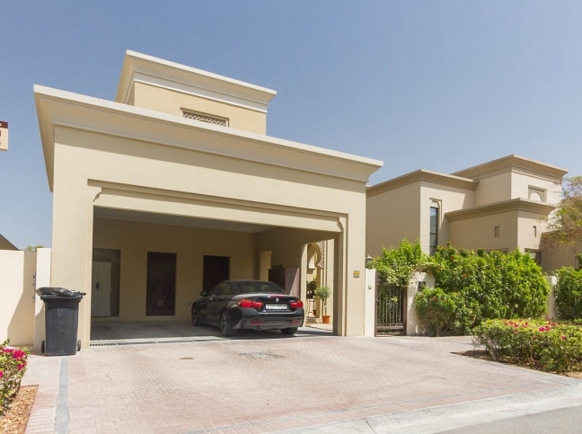Casa in Arabian Ranches in Dubai