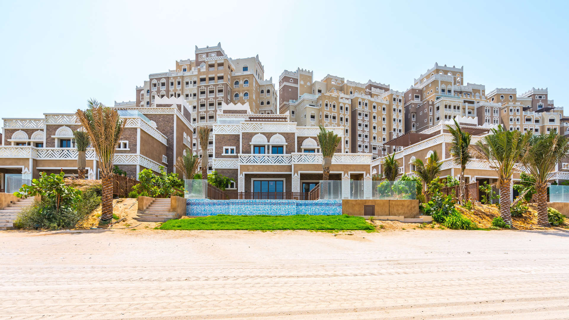 Balqis Residence Apartments, Townhouses and Villas in Dubai