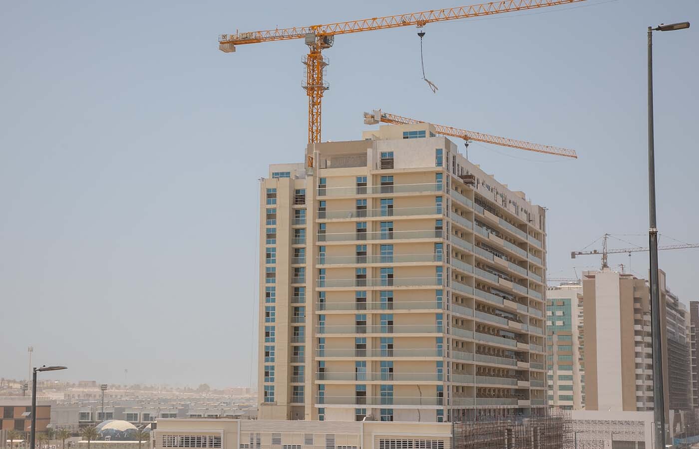 Azizi Plaza Apartments in Dubai