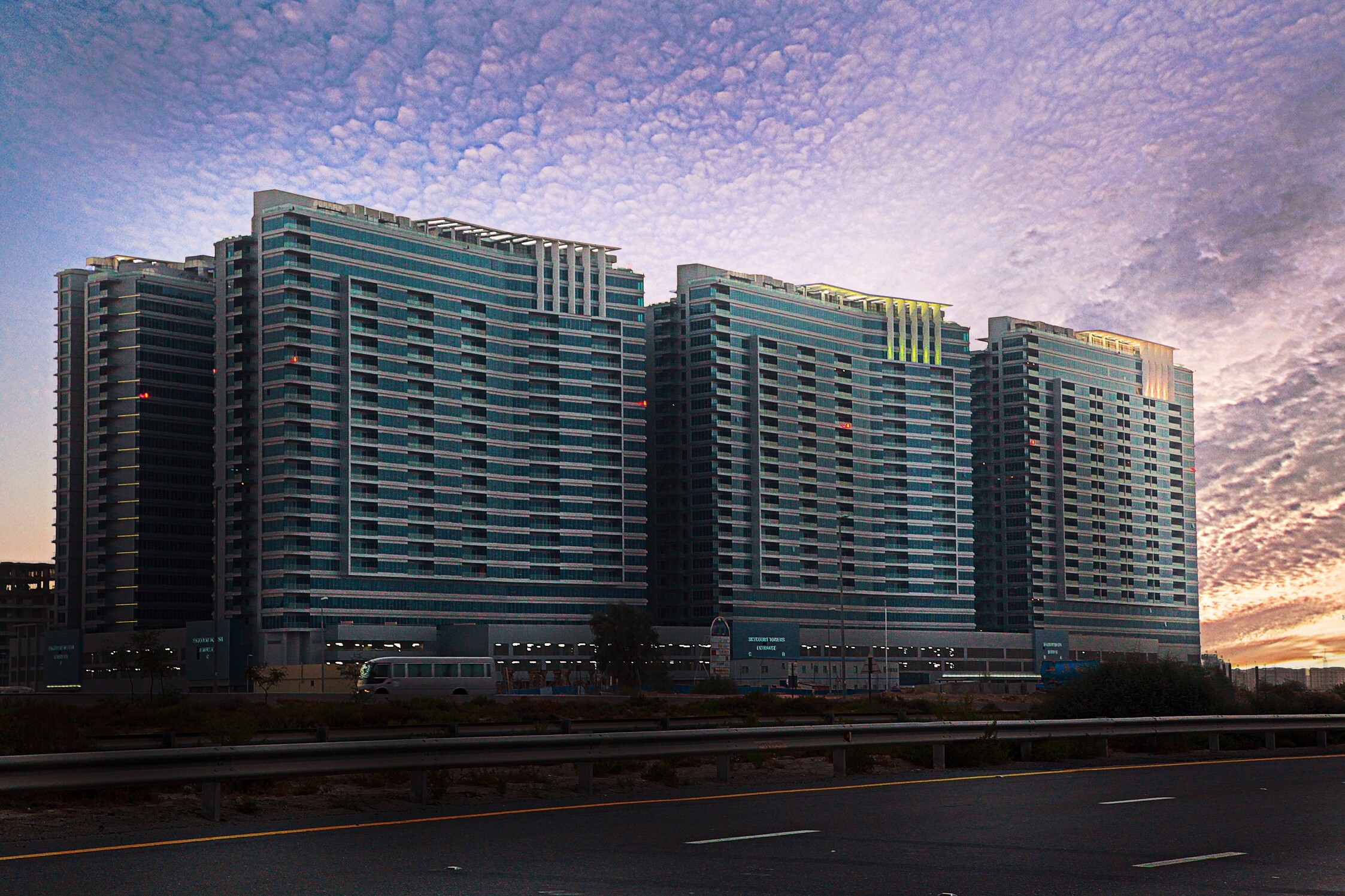 Skycourt Towers in Dubai