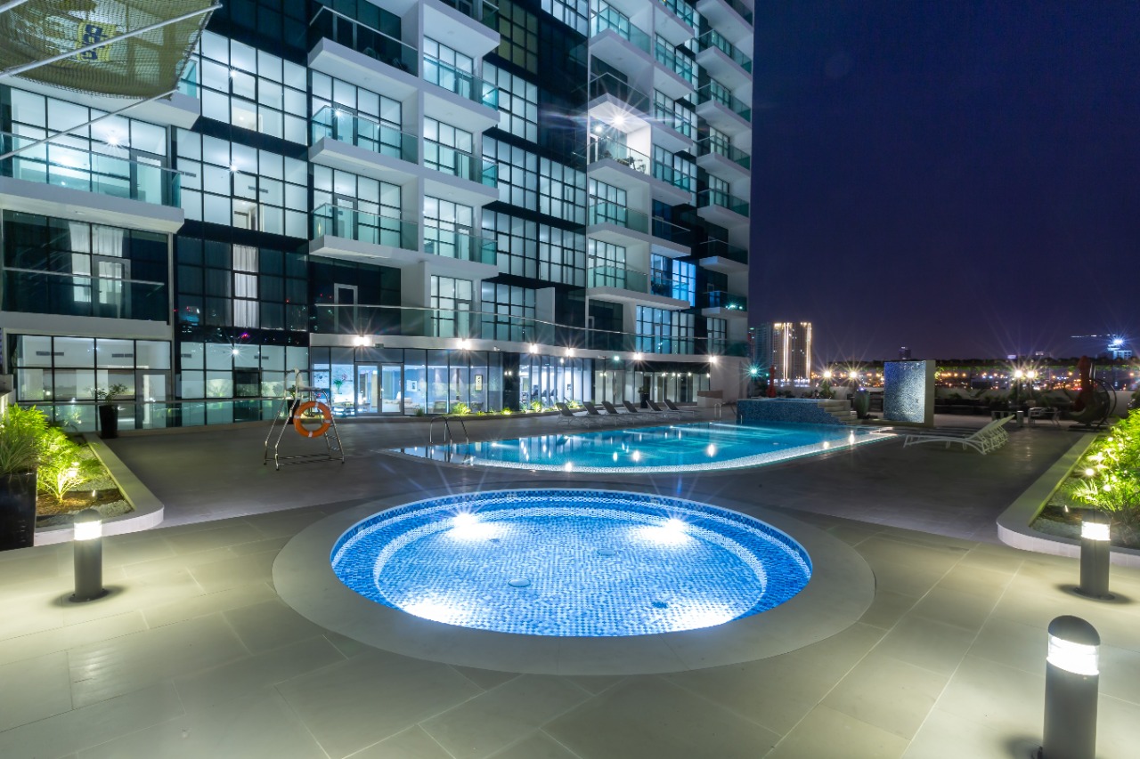 La Riviera Apartments Dubai — location on the map, prices and phases