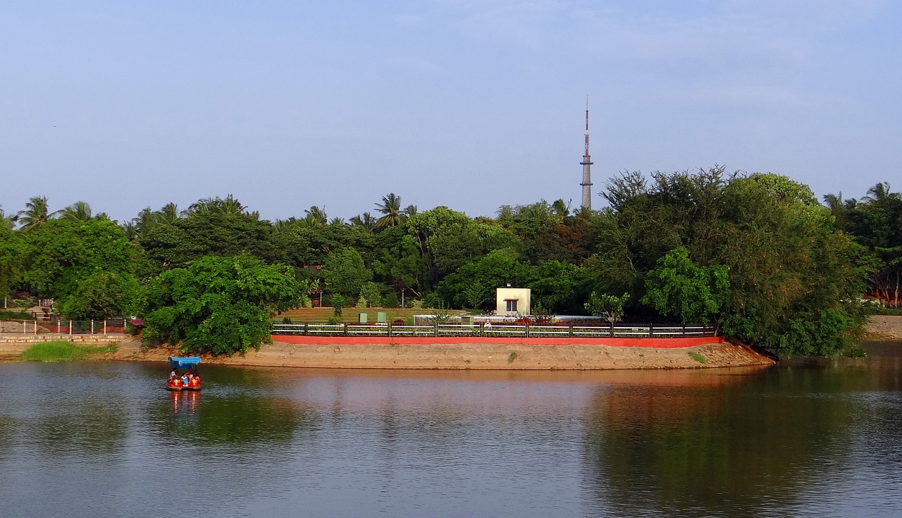 Hubli to Murudeshwar Adventure 1 day