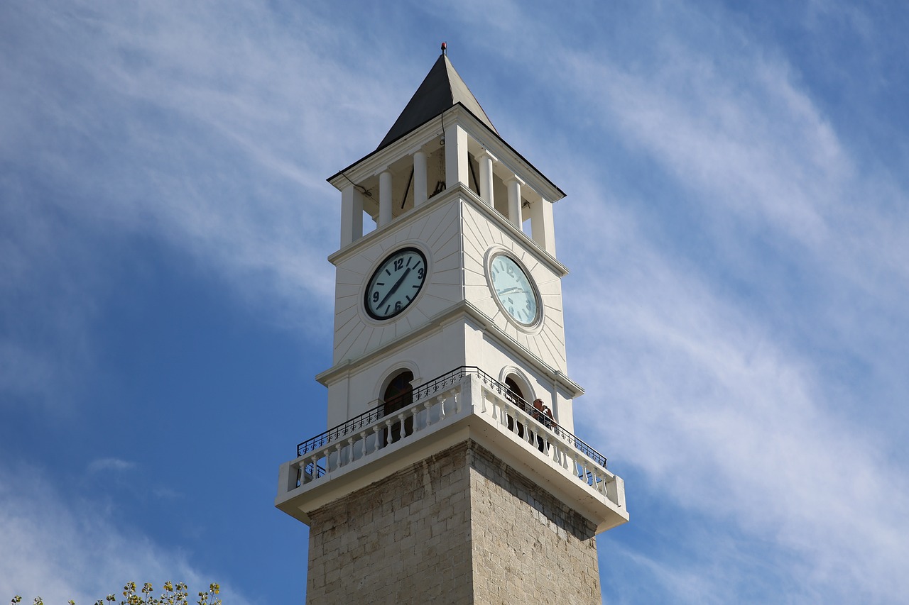 1 Day in Tirana by Foot with Occasional Rain