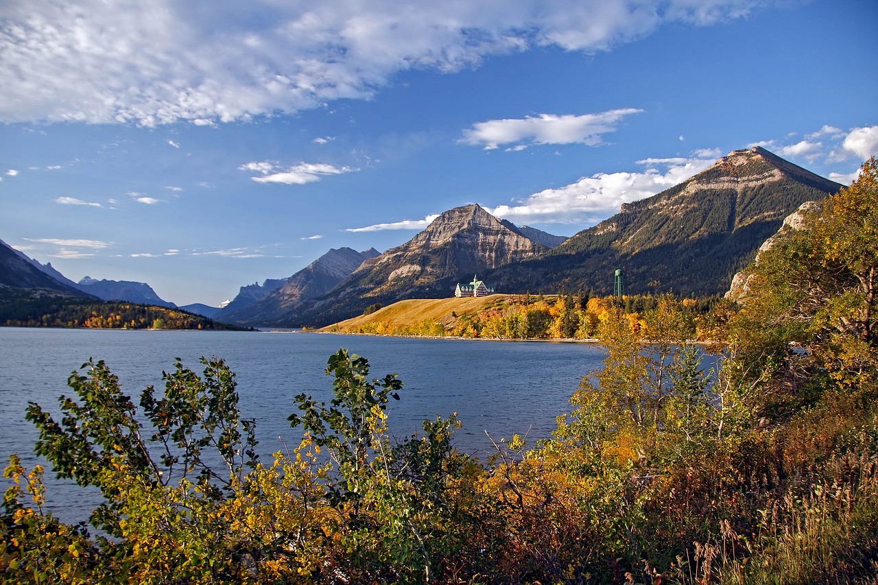 5-Day Waterton Lakes Adventure