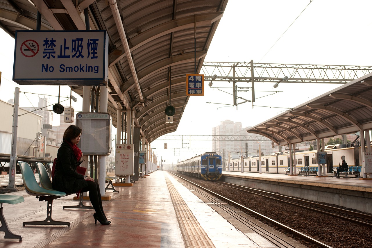 1-Day Exploration of Churchgate Station