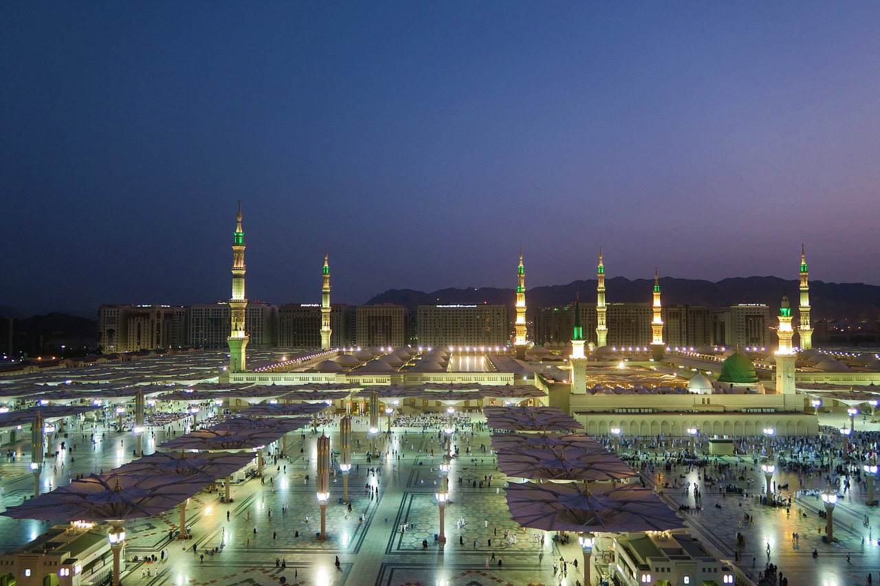 Spiritual and Culinary Journey in Medina