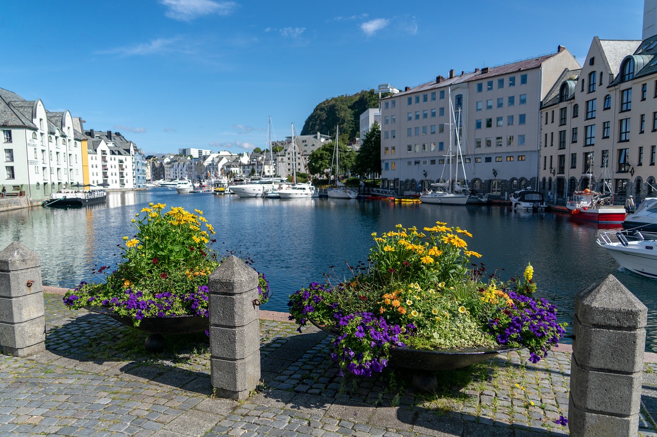 Alesund and Sunnmøre Adventure 3 days