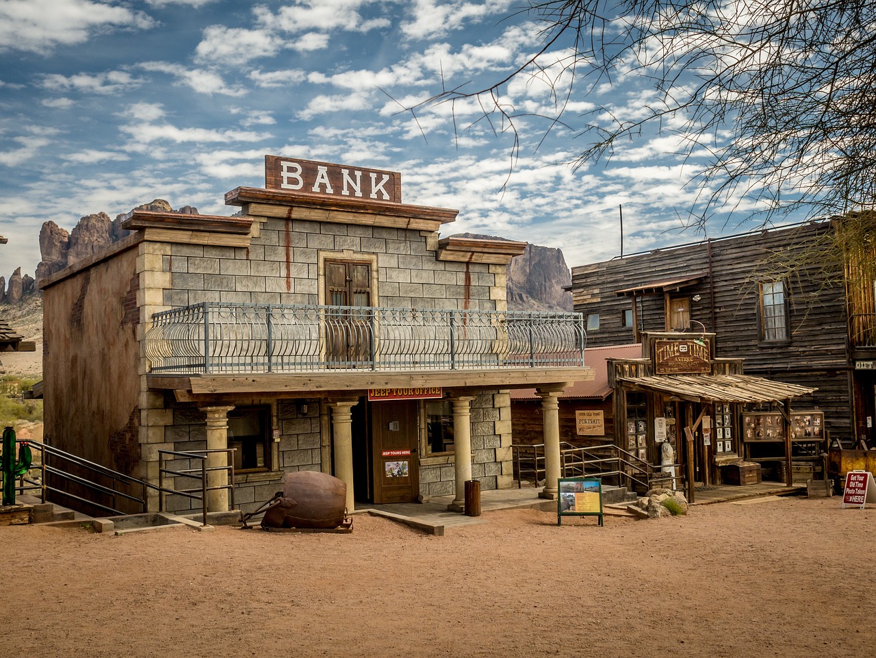 Exploring the Historic Calico Ghost Town