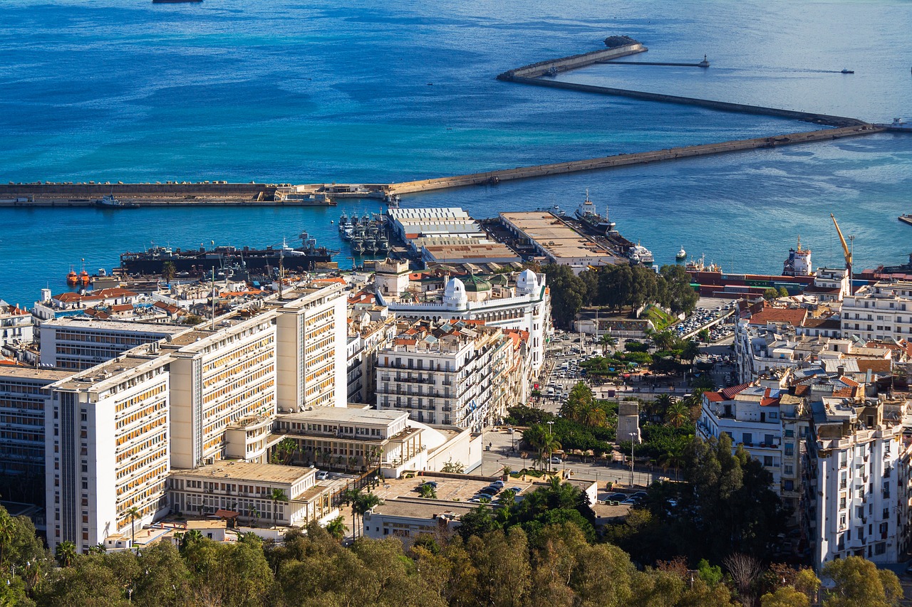 Exploring the Vibrant City of Algiers