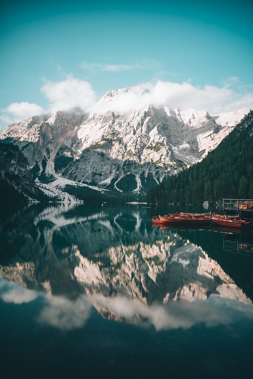 Lakeside Retreat in Lago di Braies