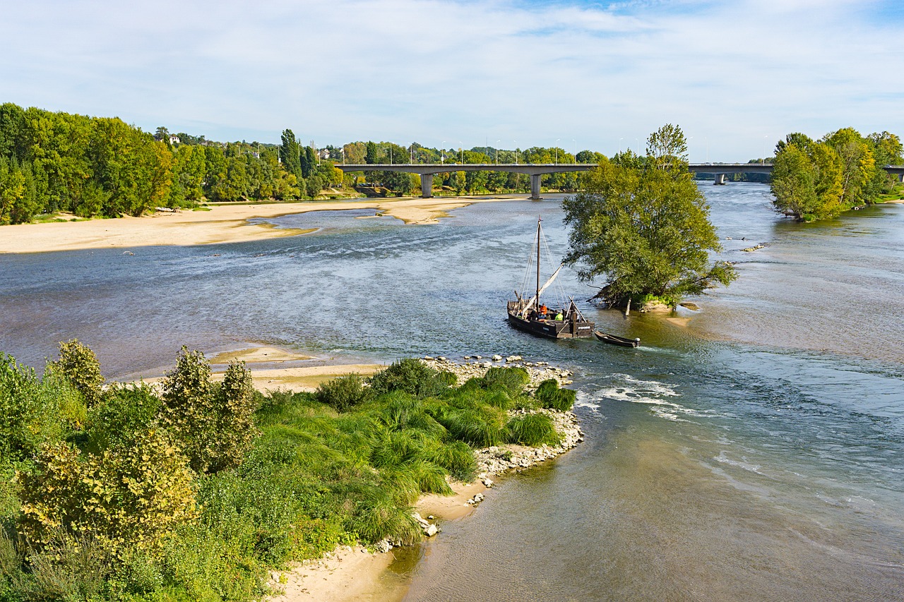 Exploring the Châteaux of Loire Valley