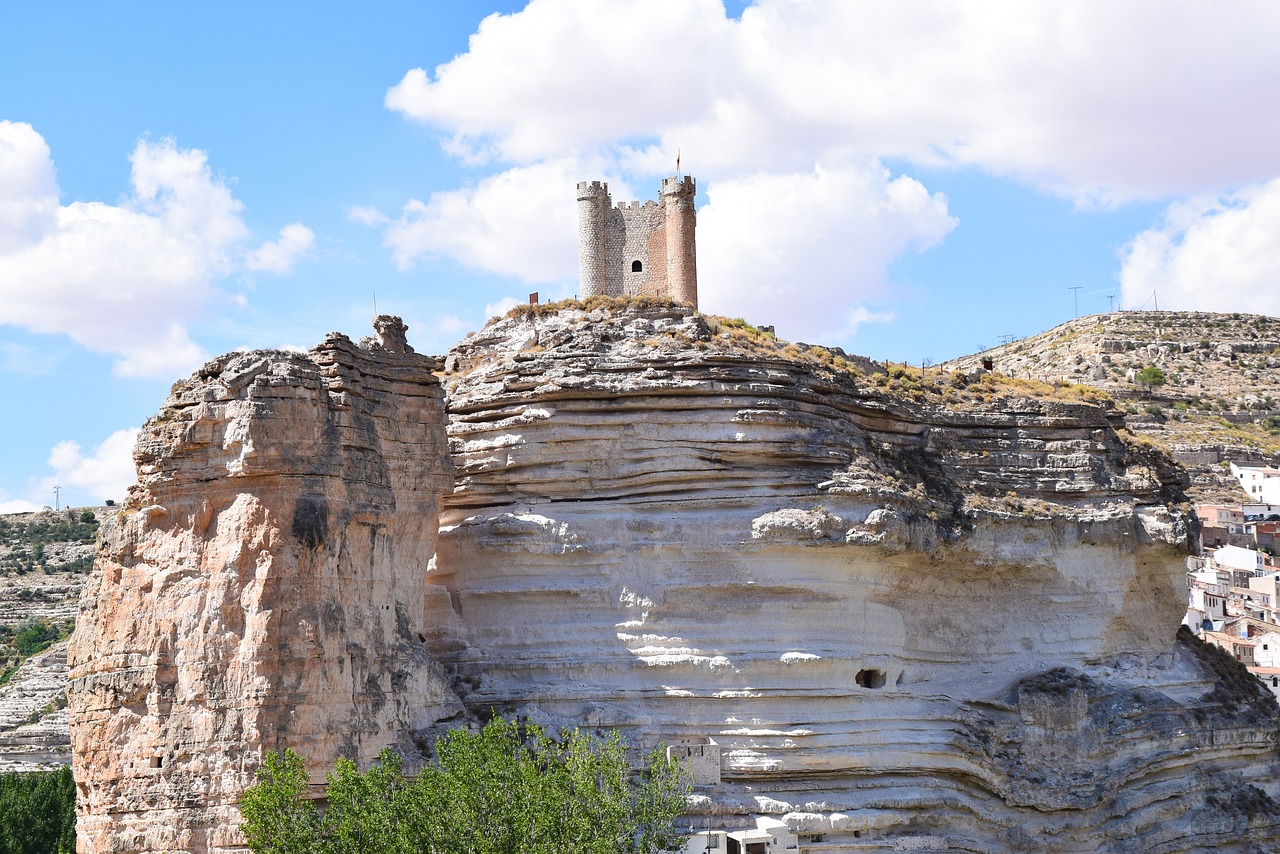 Escapada de 3 días a Alcalá del Júcar, España