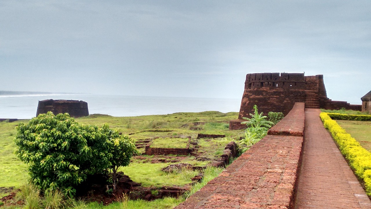 Culinary Delights and Coastal Wonders: 4-Day Bekal Escape