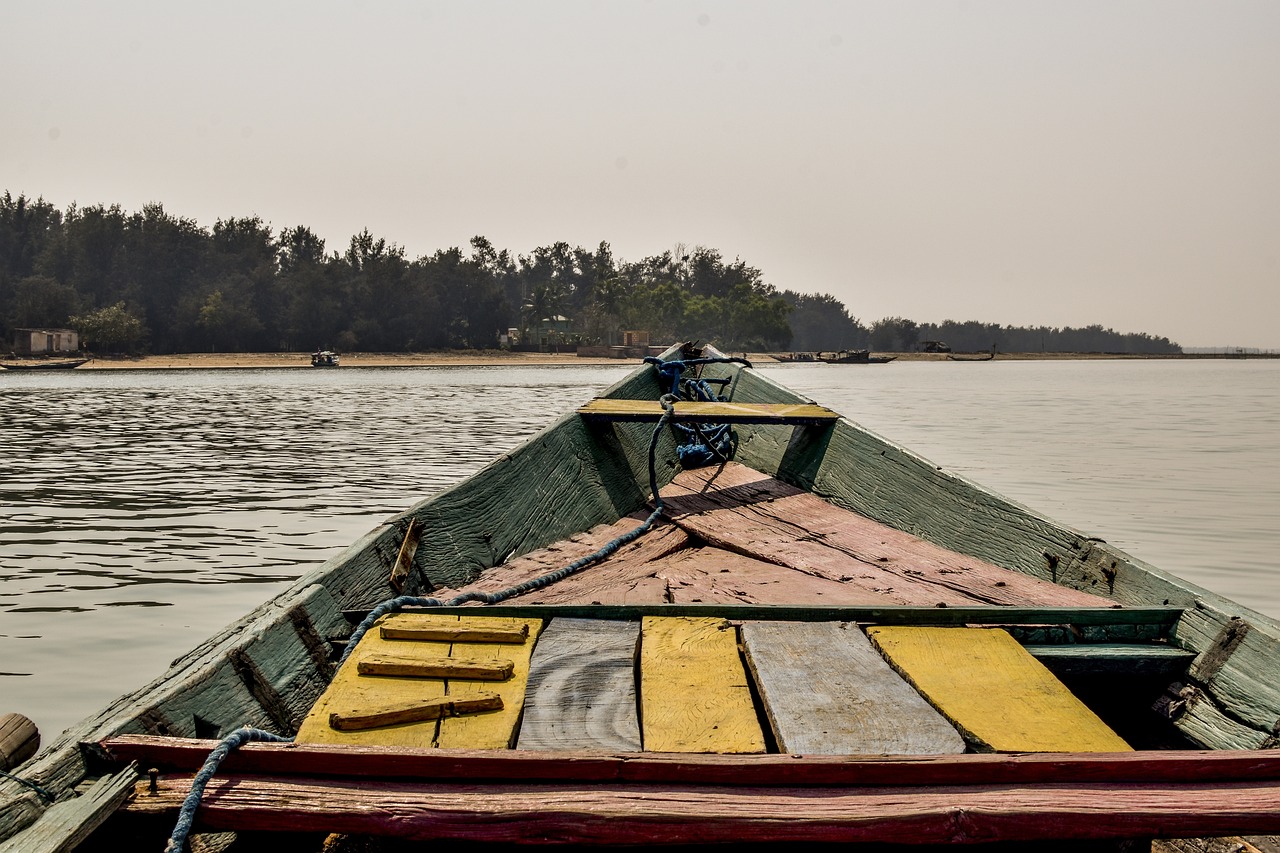 Serene 5-Day Getaway in Chilika Lake, India