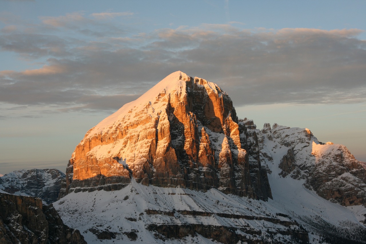 Winter Wonderland in Cortina: 5-Day Adventure