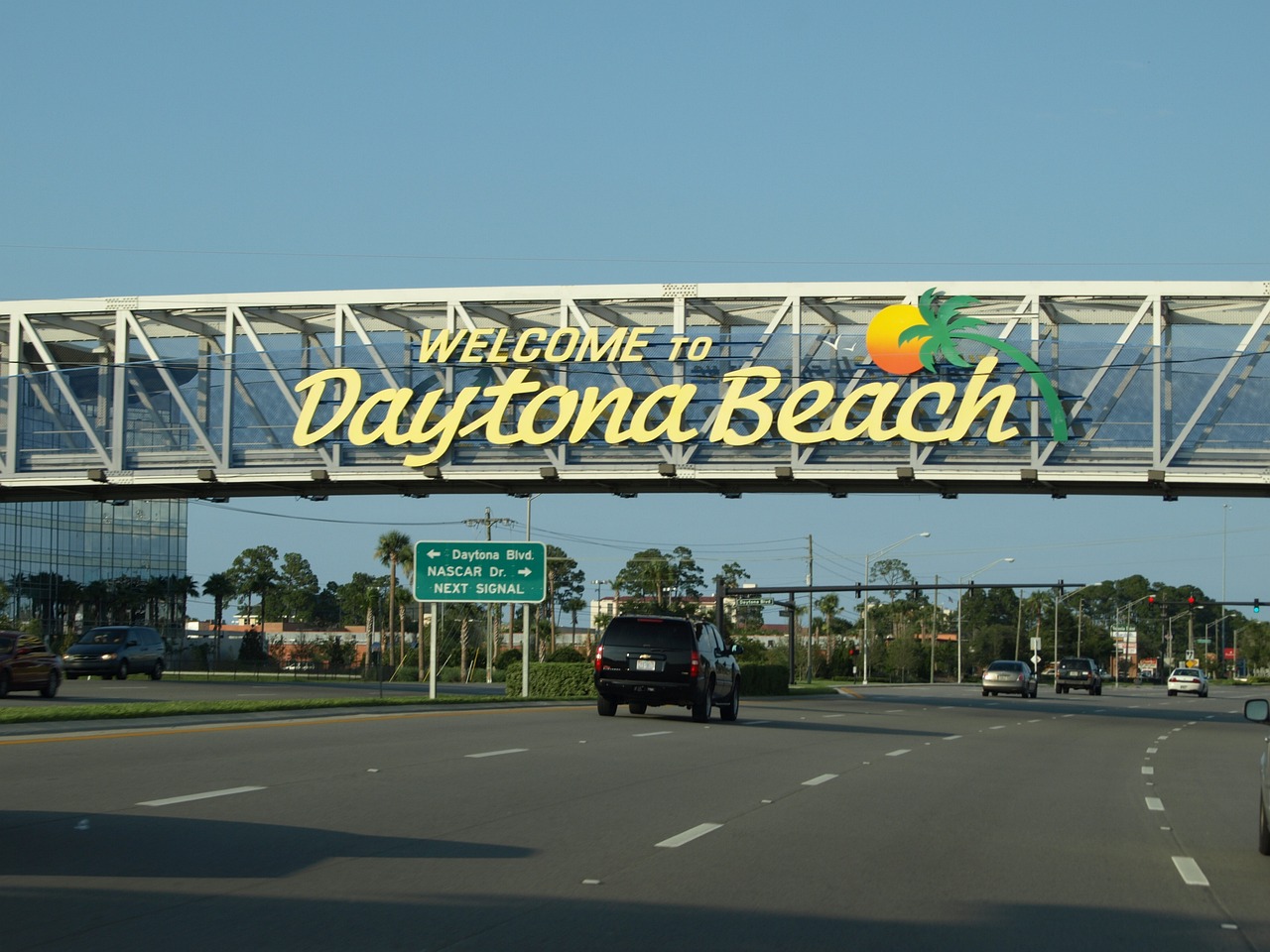 Tropical Delights and Speedway Thrills in Daytona Beach