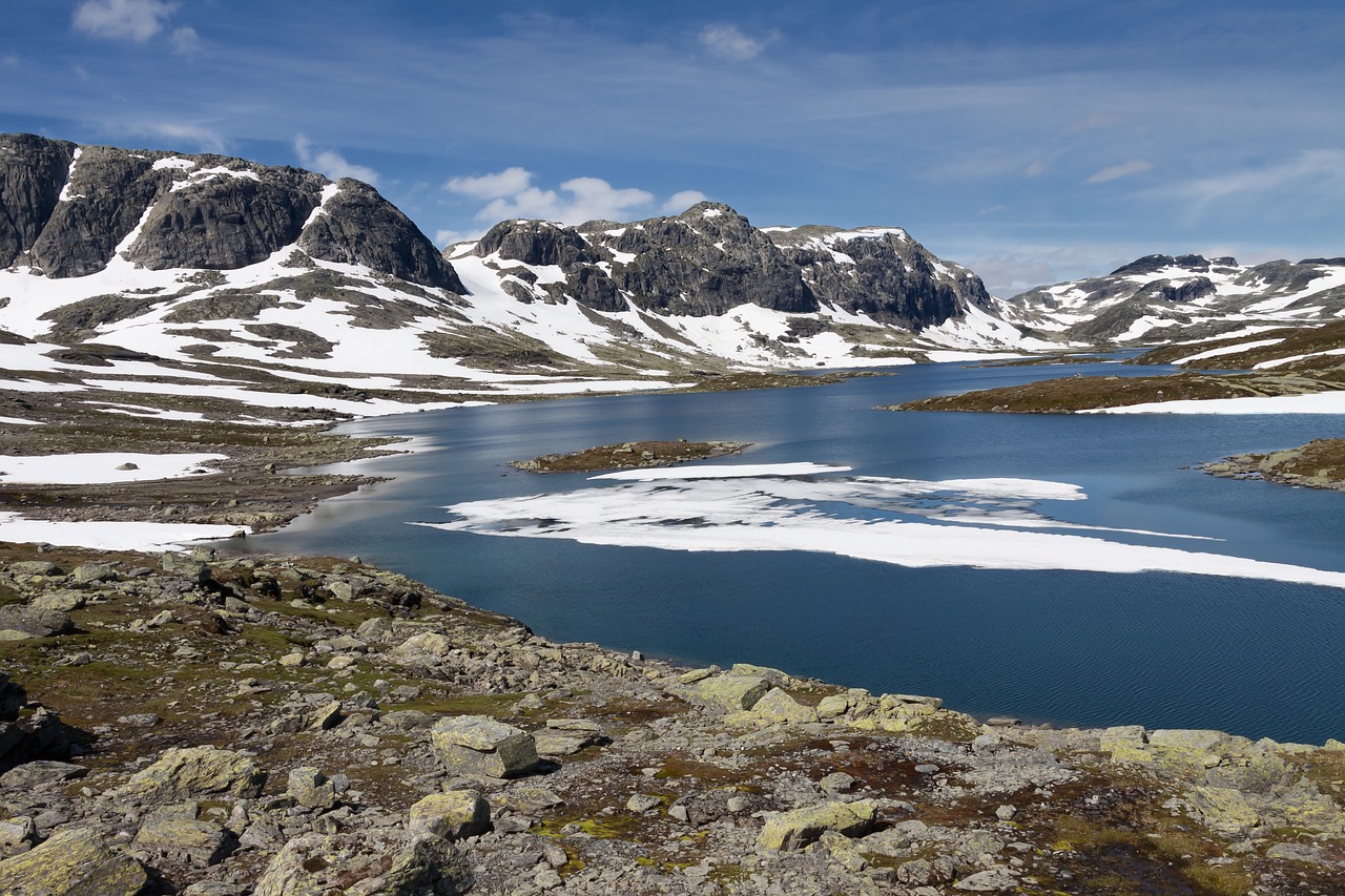 Scenic 5-Day Adventure in Hardangervidda, Norway