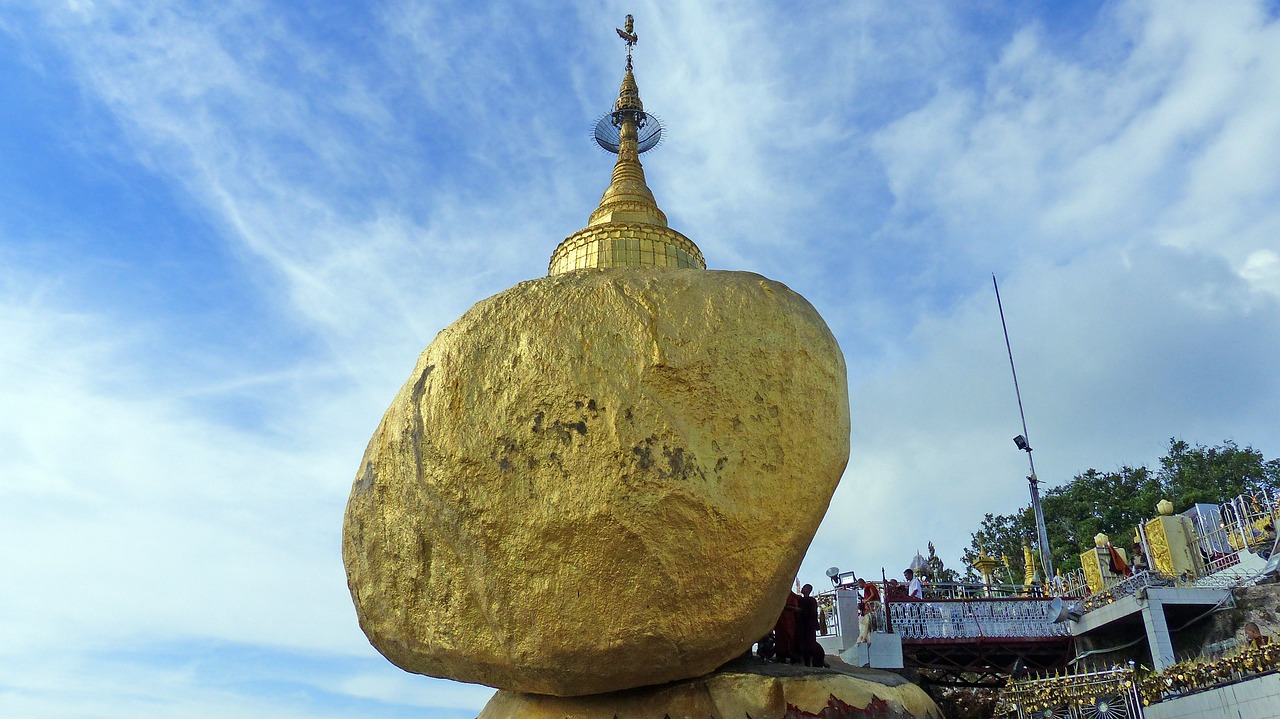 Cultural Delights and Culinary Wonders in Hpa-An, Myanmar