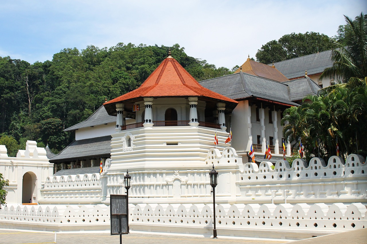 Cultural Wonders and Scenic Delights of Kandy, Sri Lanka