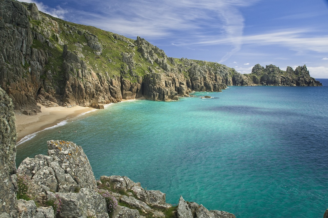 Coastal Delights: 2-Day Cornwall and North Devon Adventure