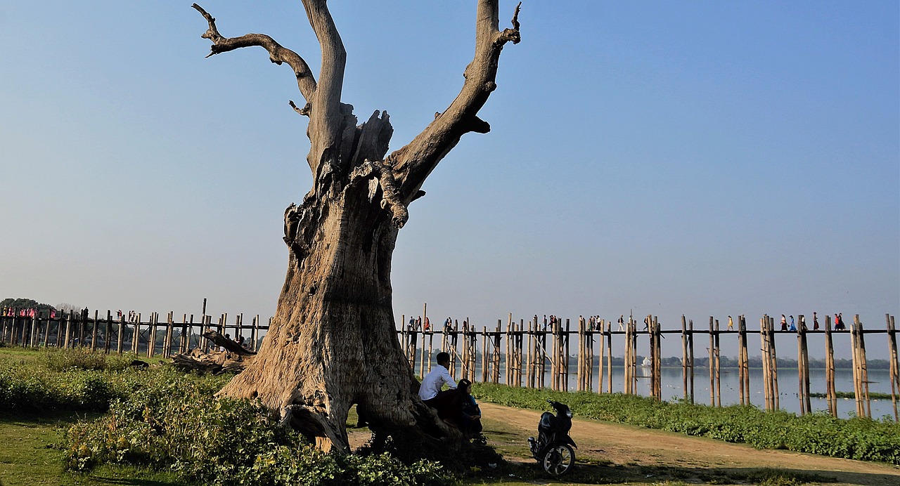 Cultural Wonders of Myanmar: 5-Day Amarapura and Surrounds Exploration