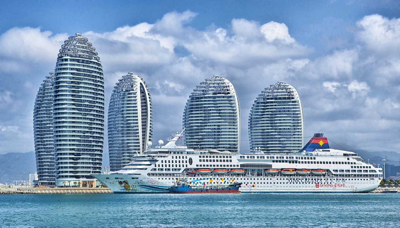 5-Day Hainan Island Adventure with Scenic Views and Culinary Delights
