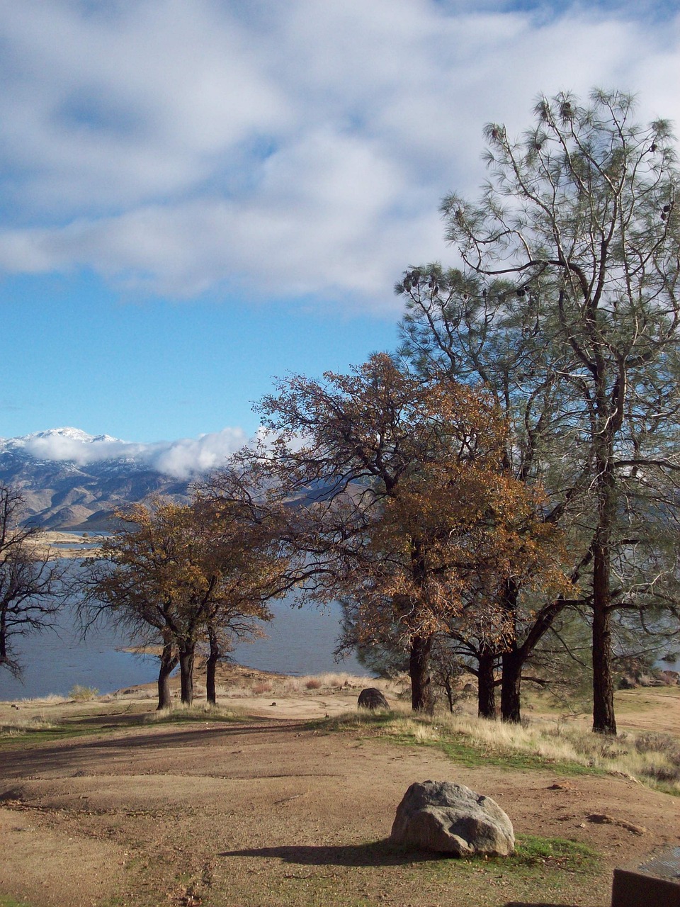 5-Day Lake Isabella Adventure with Scenic Views and Local Flavors