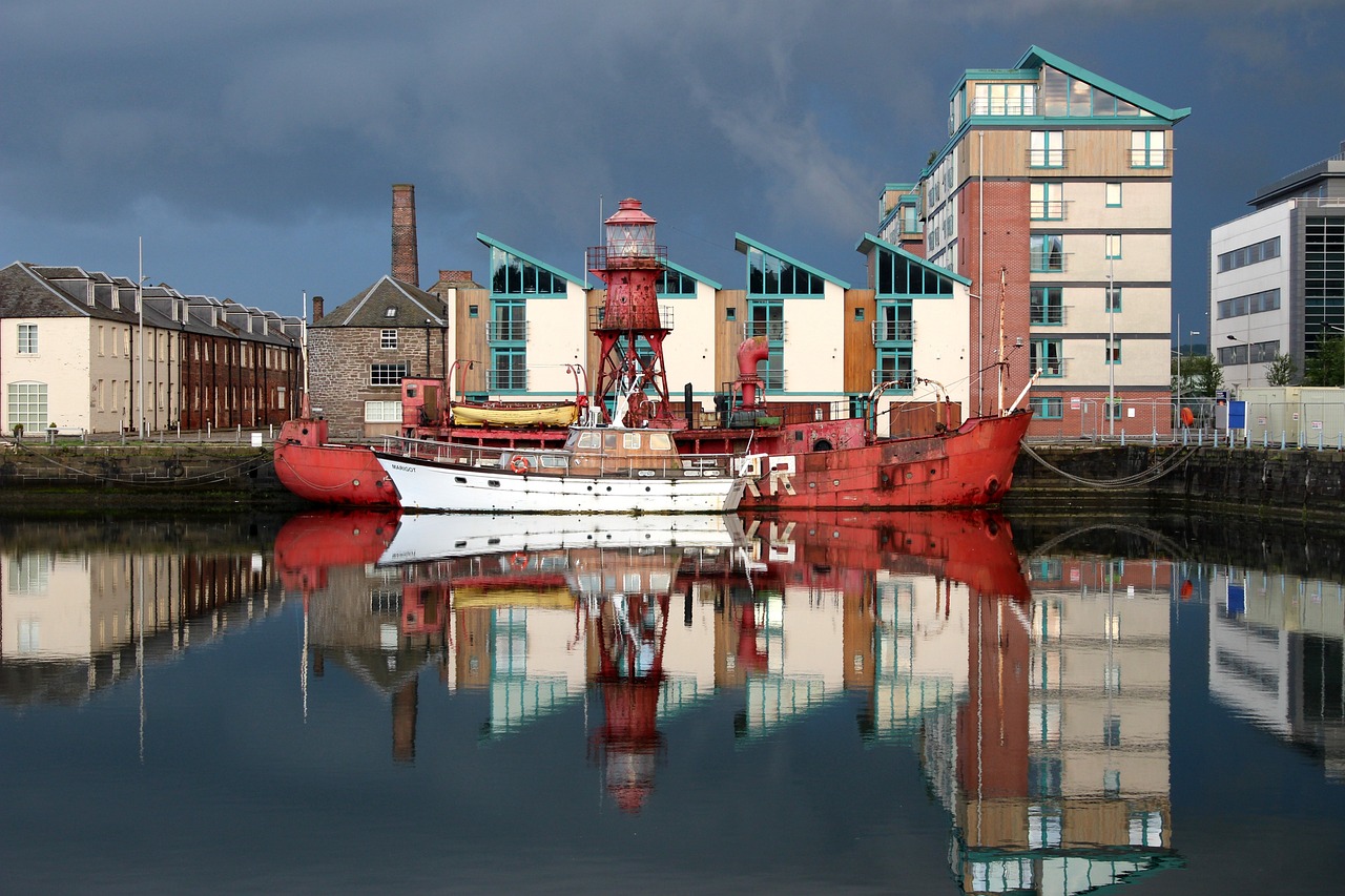 Historic Sites and Culinary Delights in Dundee and Beyond