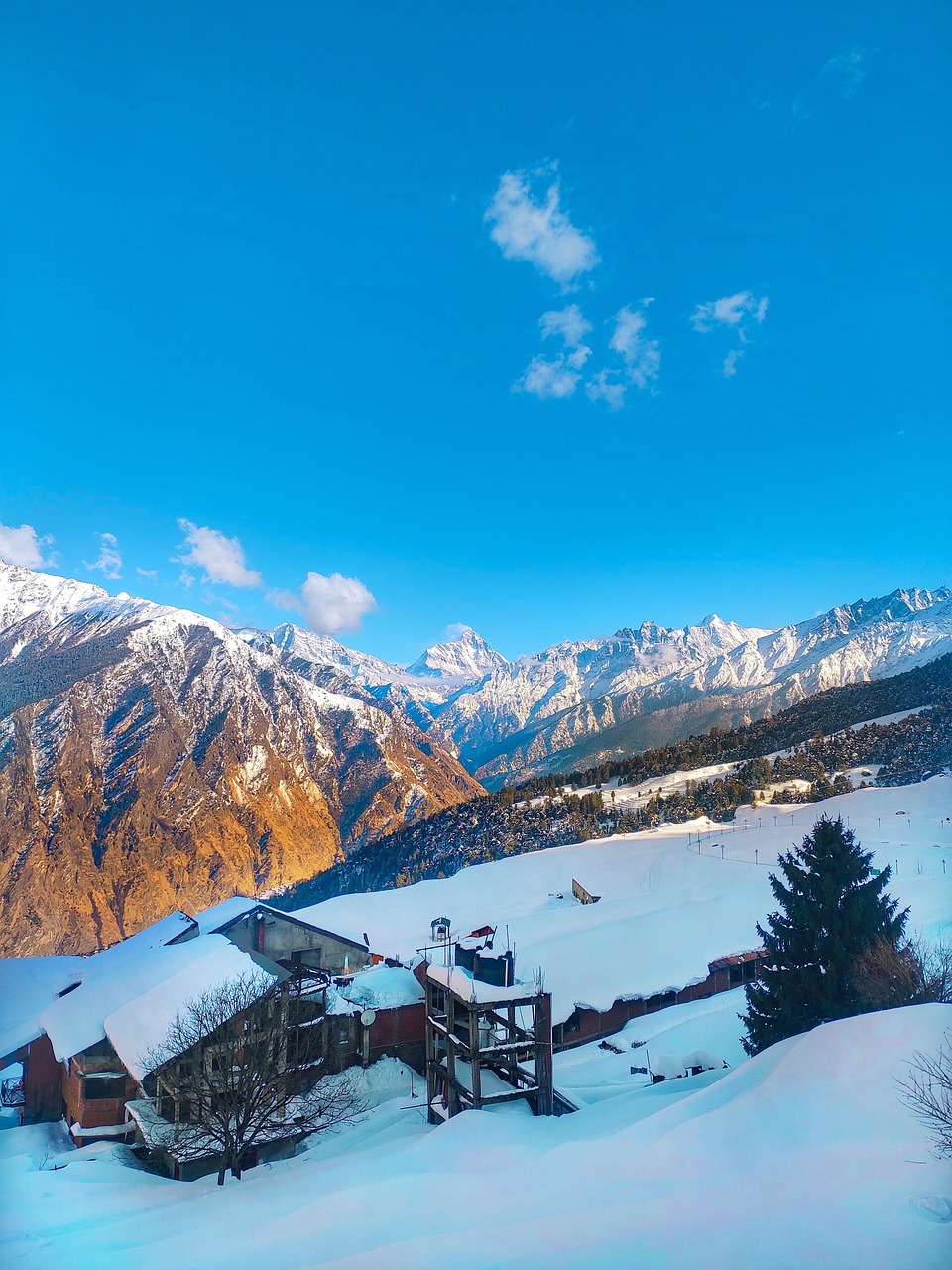 Cultural Delights and Natural Wonders: 6-Day Trip to Auli, India