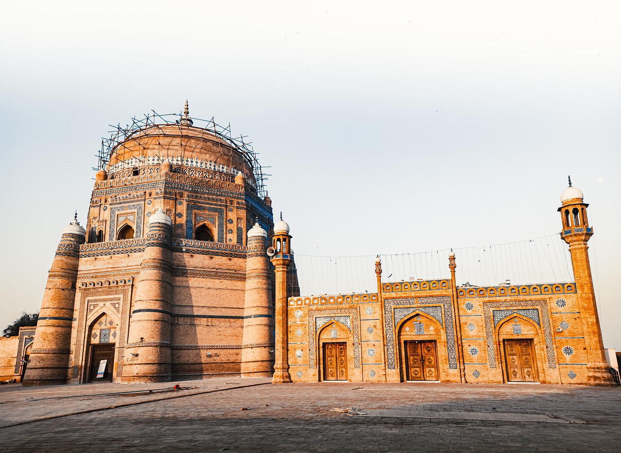 Cultural Delights and Culinary Wonders in Multan, Pakistan