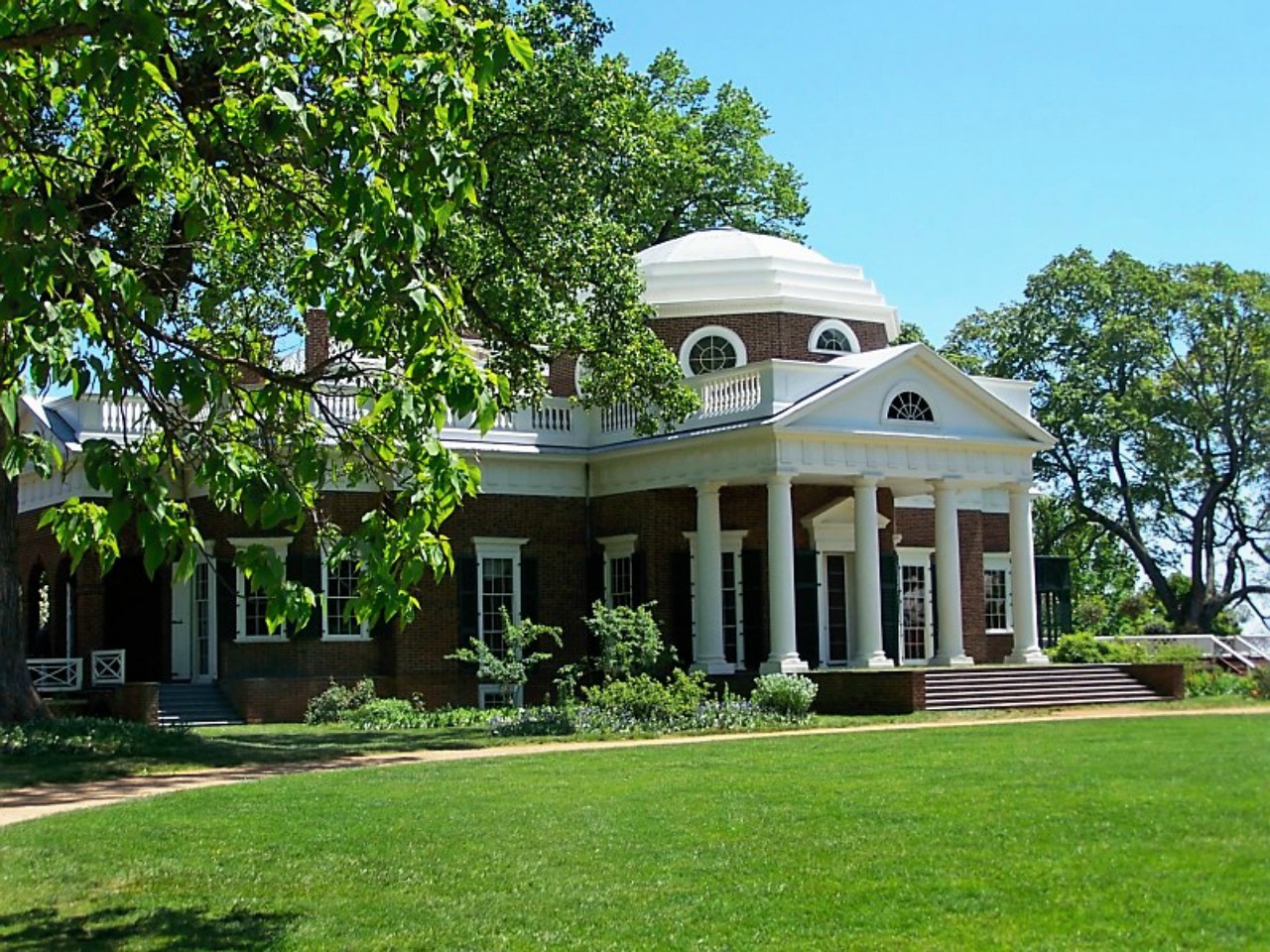Historical and Culinary Delights of Monticello, Virginia