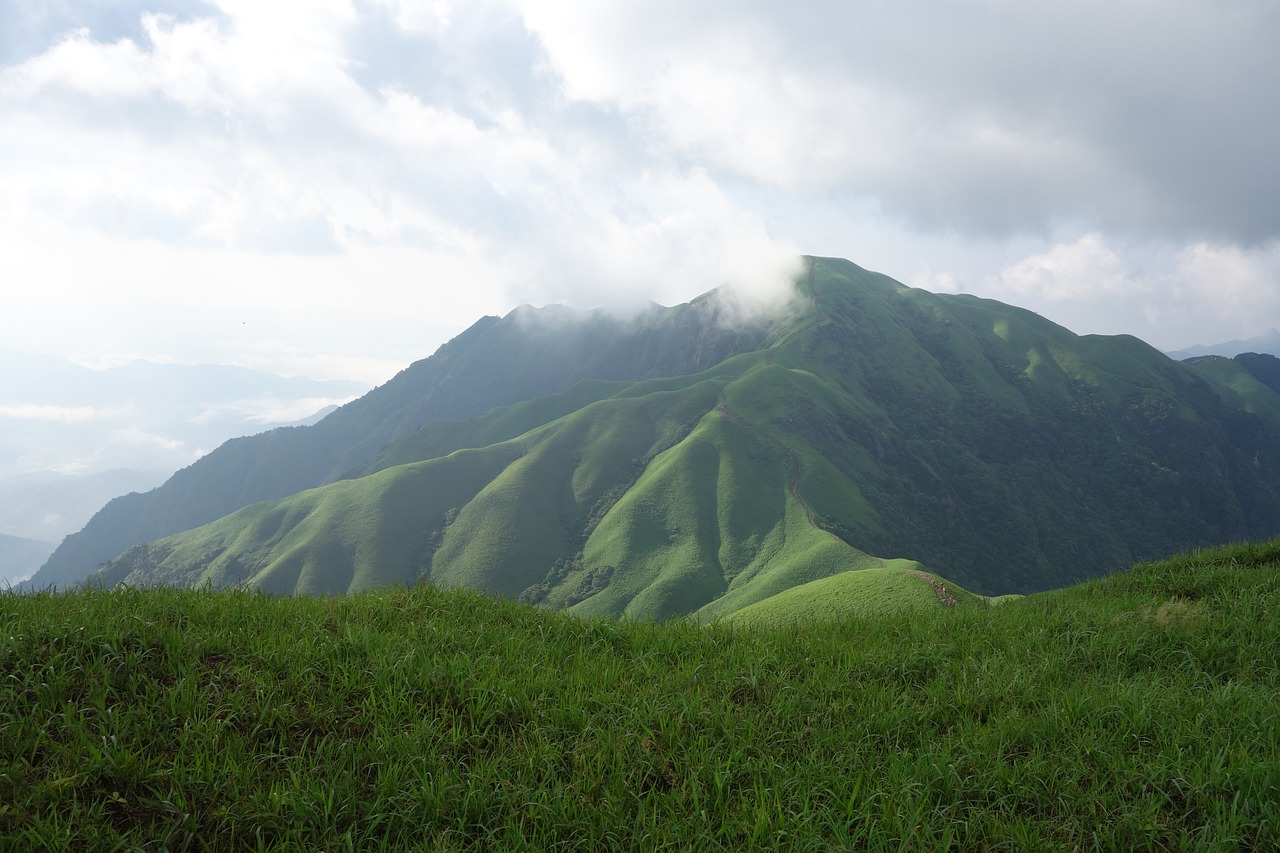 Culinary Journey through Shaanxi's Wugong Mountain and Surroundings