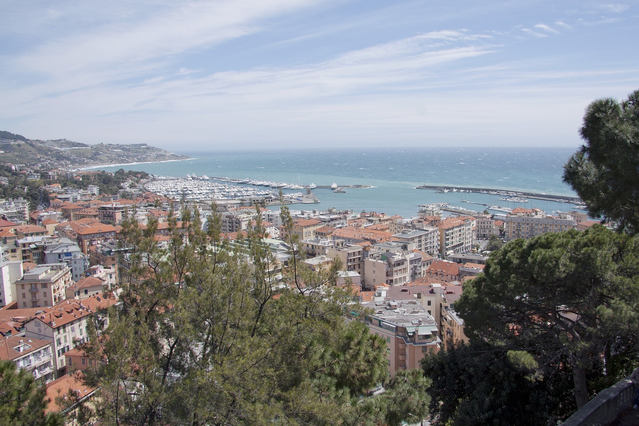 Luxurious 4-Day Riviera Retreat: Sanremo, Monaco, and Menton