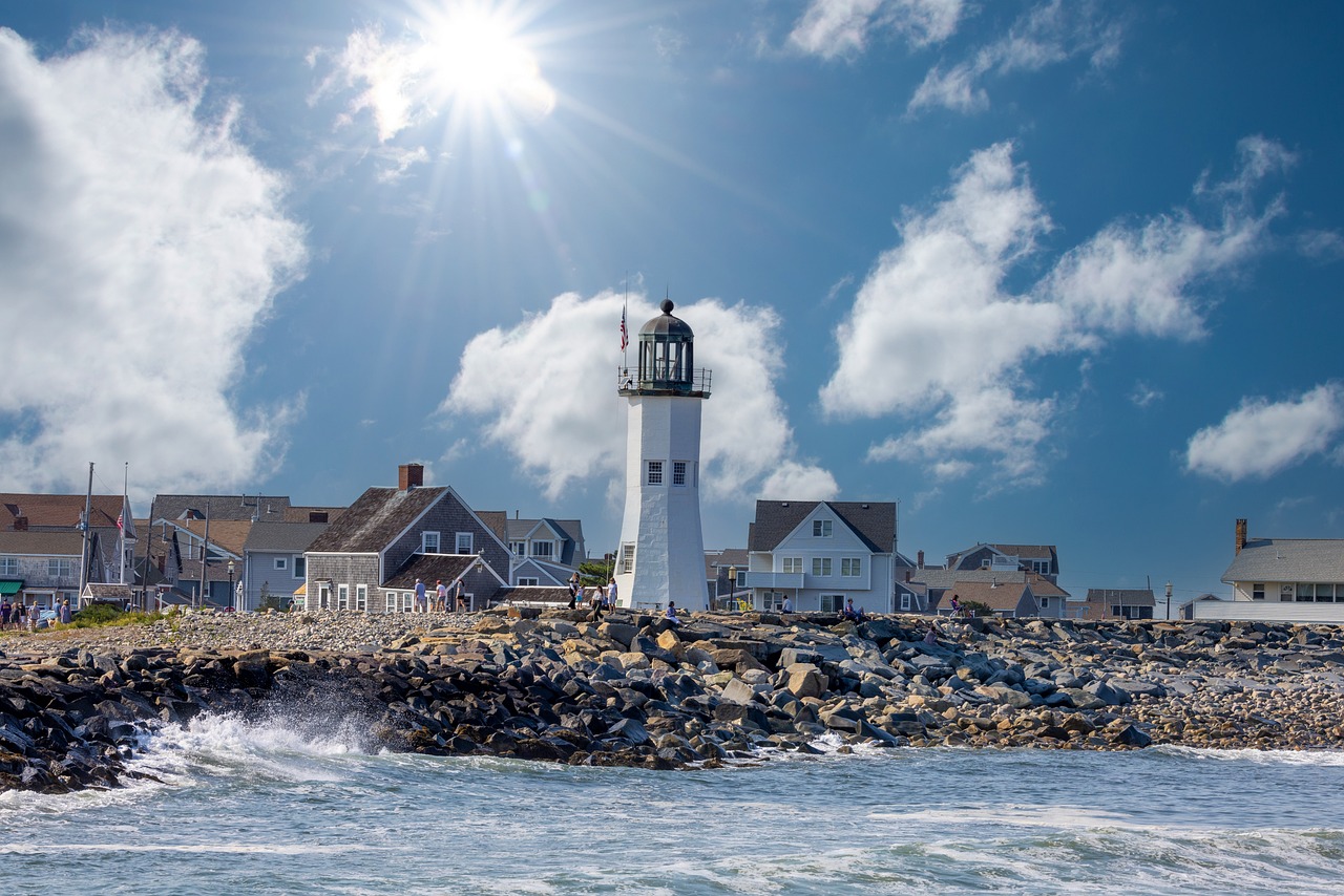 Historic Haunts and Coastal Cuisine: 4-Day Salem and Gloucester Adventure