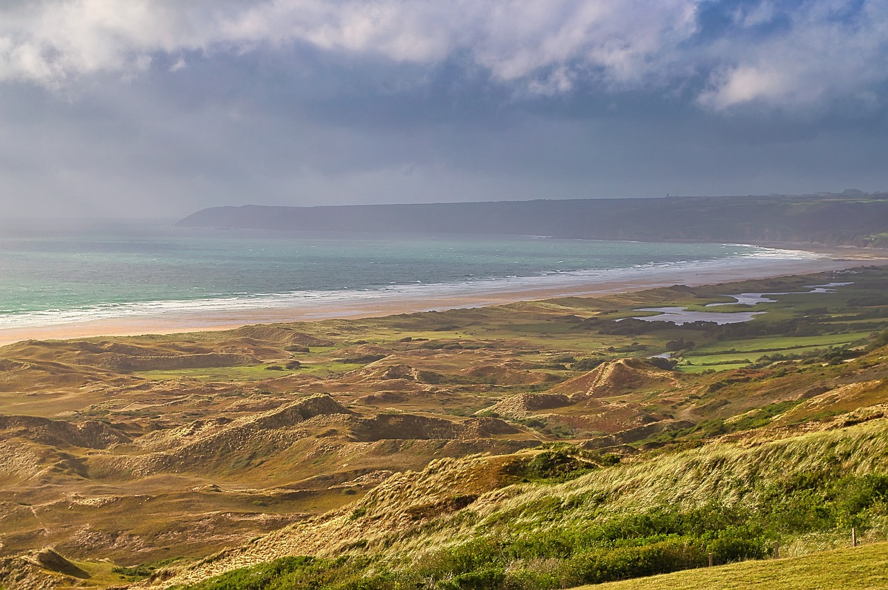 Historical Van Trails and Culinary Tales in Cotentin Peninsula